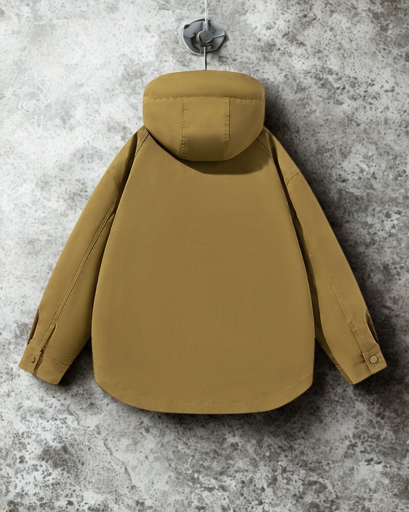 Herrjacka med Huva – Oversize Passform – Slitstarkt Tyg – Flera Fickor – Tryckknappar