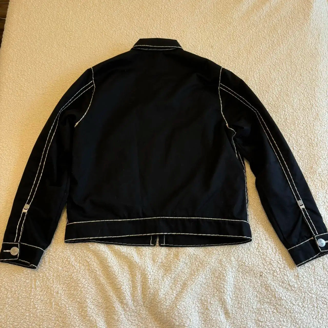 Retro Y2K denimjacka med läder, broderade bokstäver, motorcykelstil, tjock herrjacka