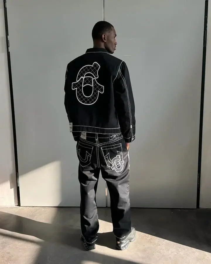 Retro Y2K denimjacka med läder, broderade bokstäver, motorcykelstil, tjock herrjacka