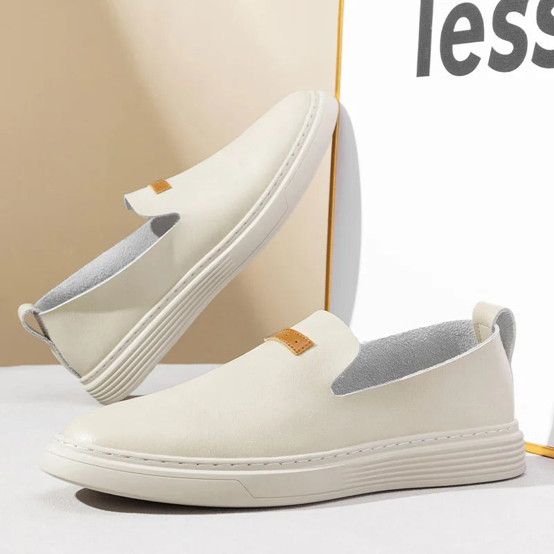 Herrmokasiner – Låg profil – Slip-on design – Mjuk flexibel komfortsula