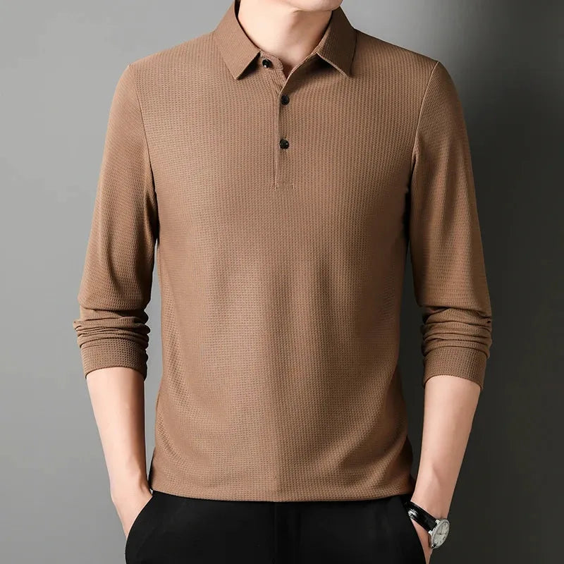 Långärmad herrpolo – Skarp krage, tidlös business casual-komfort
